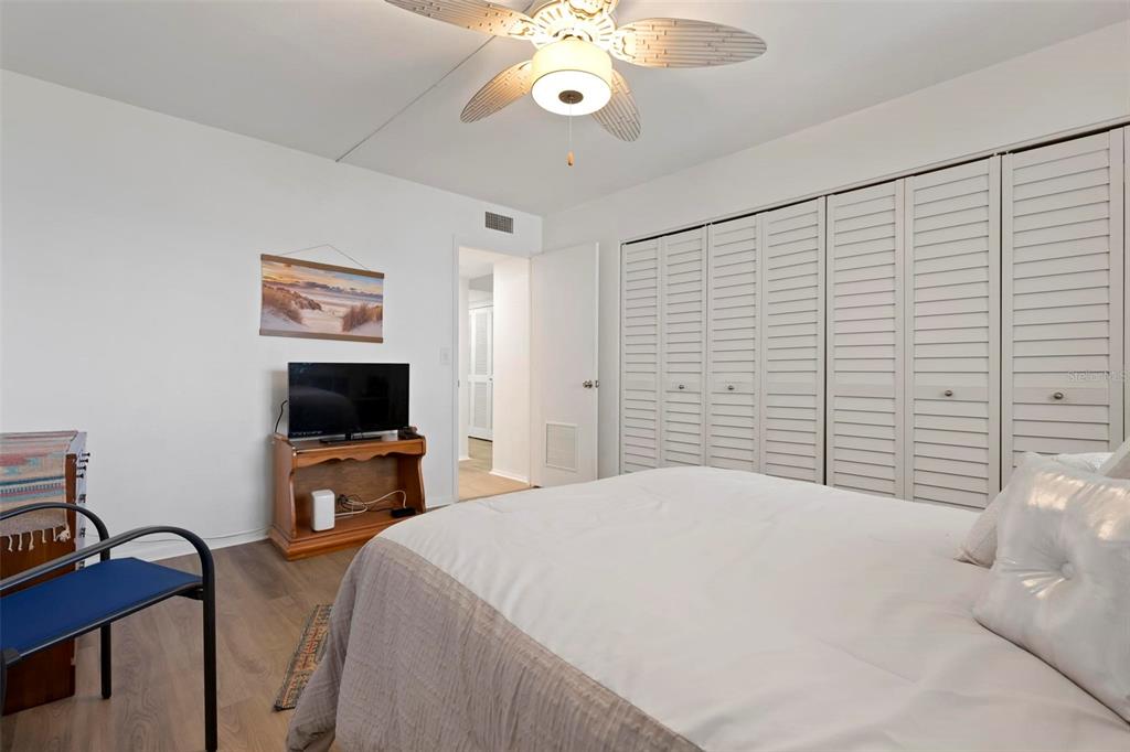 8767 Midnight Pass Road, Unit 505F Sarasota, FL 34242 - Photo 23 of 49