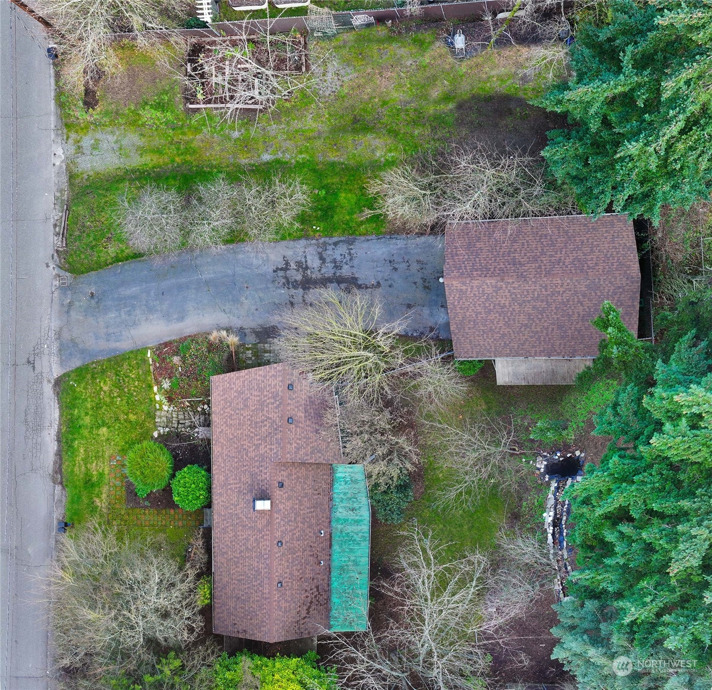 1608 Shattuck Avenue South Renton, WA 98055 - Photo 36 of 38 an aerial view of a house with a garden and a yard