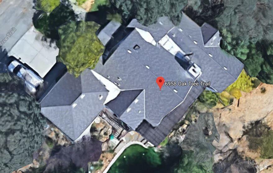 6958 Oak Tree Trail Vacaville, CA 95688 - Photo 17 of 22 an aerial view of house with a yard