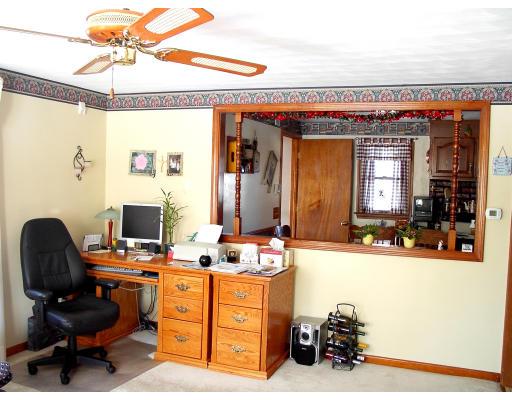 197 Sawmill Road Springfield, MA 01118 - Photo 2 of 7