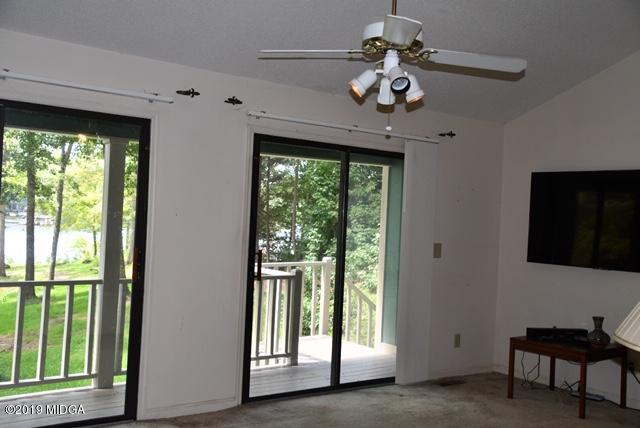 118 Tanglewood Road Southwest Eatonton, GA 31024 - Photo 14 of 26 15 another great room view