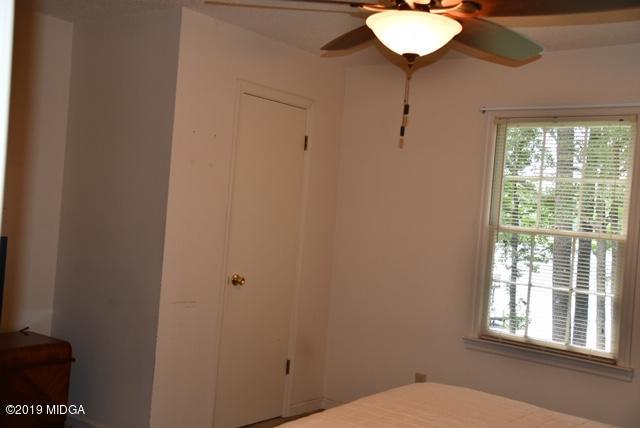 118 Tanglewood Road Southwest Eatonton, GA 31024 - Photo 19 of 26 18 bedroom