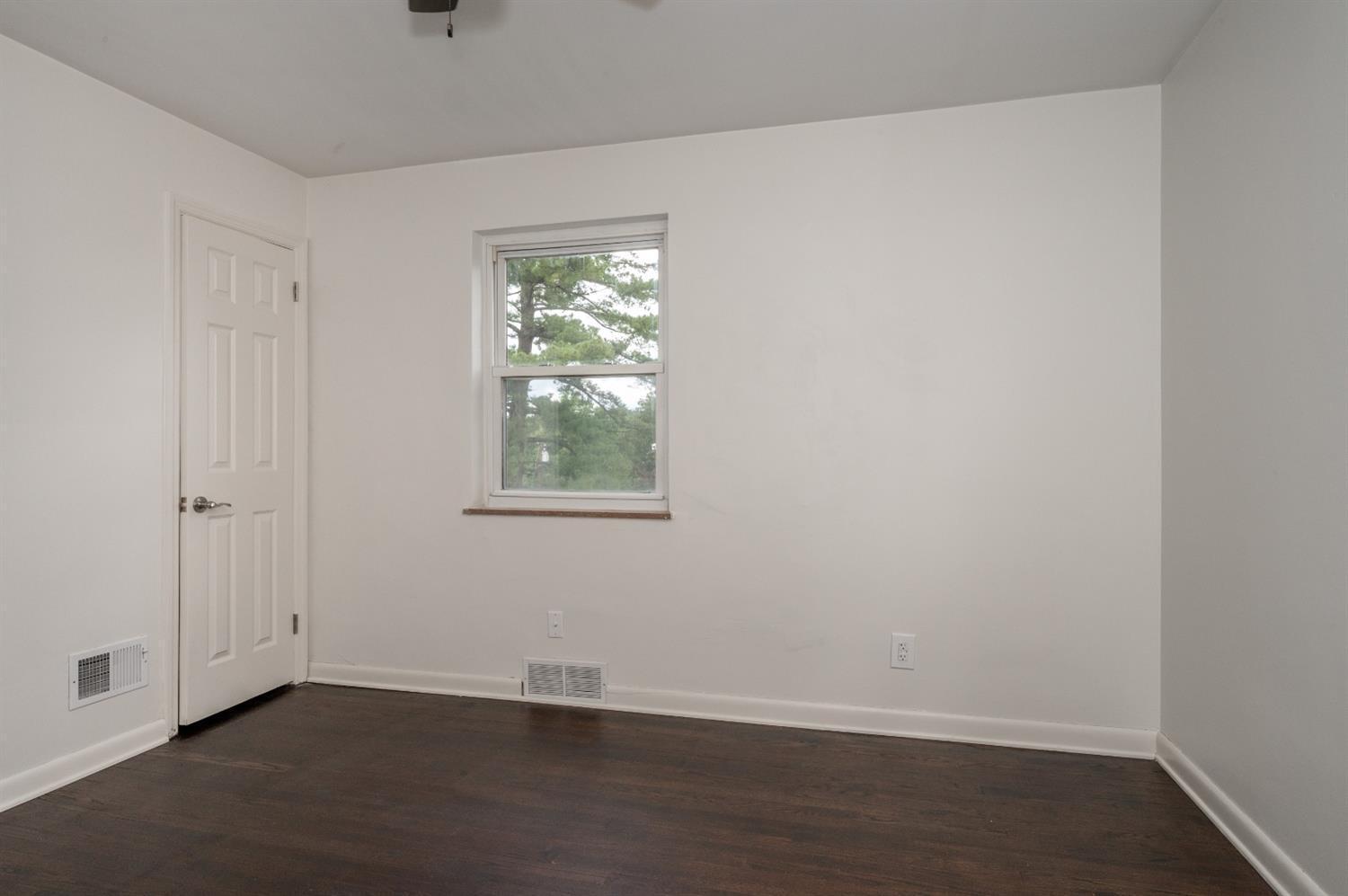 3436 Jessup Road Cincinnati, OH 45239 - Photo 20 of 35