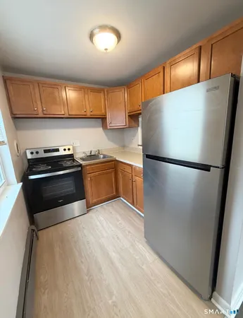 $1,700 | 41 West Beacon Street, West Hartford, CT 06119