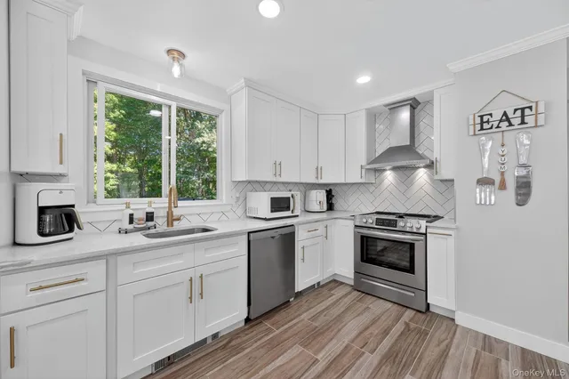 $6,000 | 3208 Douglas Drive, Yorktown Heights, NY 10598