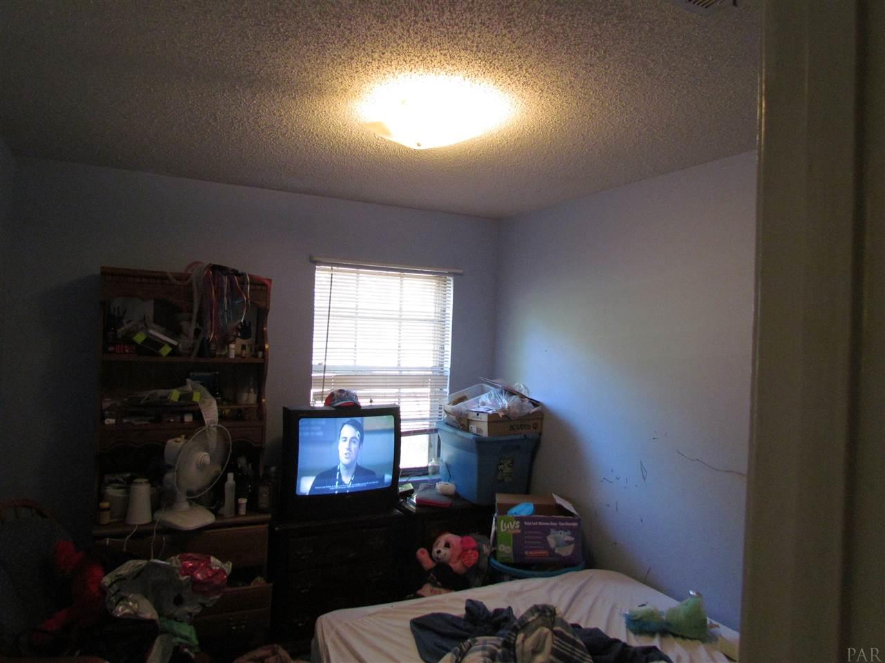 6912 Javid Road Milton, FL 32583 - Photo 8 of 11 Gallery Image 8