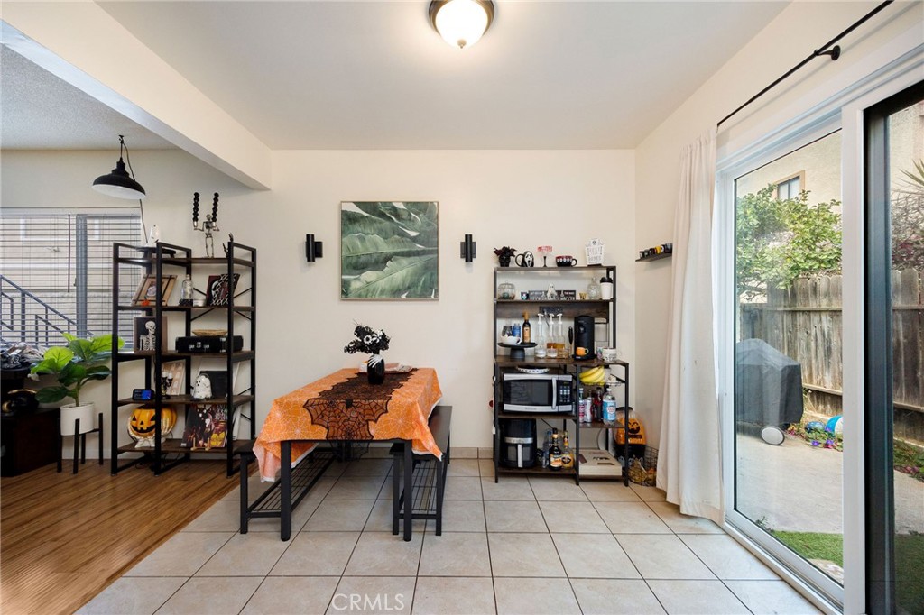 2615 Rockefeller Lane Redondo Beach, CA 90278 - Photo 21 of 33 a reading room with furniture and book shelf
