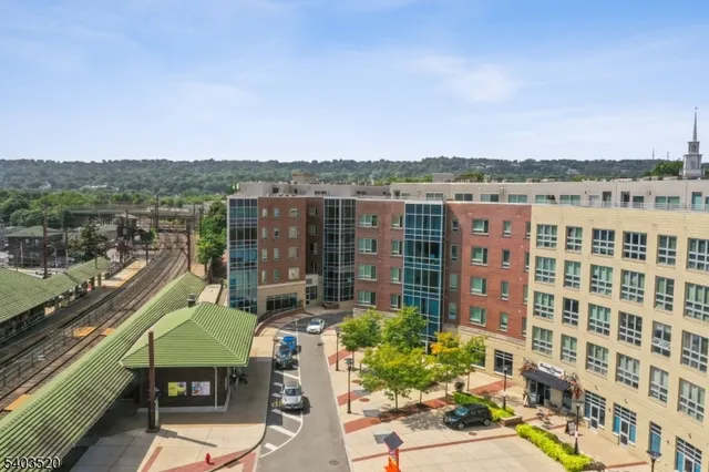 $499,000 | 52 Lincoln Avenue, Unit 302, Orange, NJ 07050