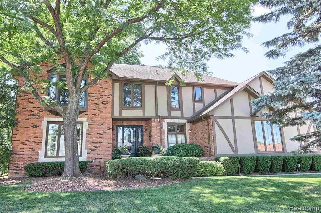 629 Snowmass Drive Rochester, MI 48309 - Photo 1 of 36 1.JPG