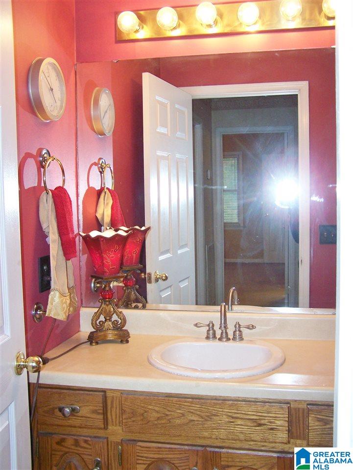 1006 Comanche Trail Anniston, AL 36206 - Photo 28 of 44