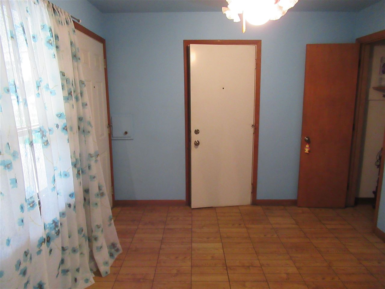 5103 East Mt Morris Road Mount Morris, MI 48458 - Photo 24 of 44 50053290-23.JPG