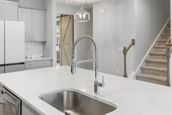 $3,300 | 147 Haverhill Street, Summerville, SC 29486
