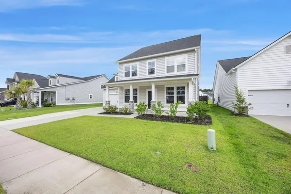 $3,300 | 147 Haverhill Street, Summerville, SC 29486