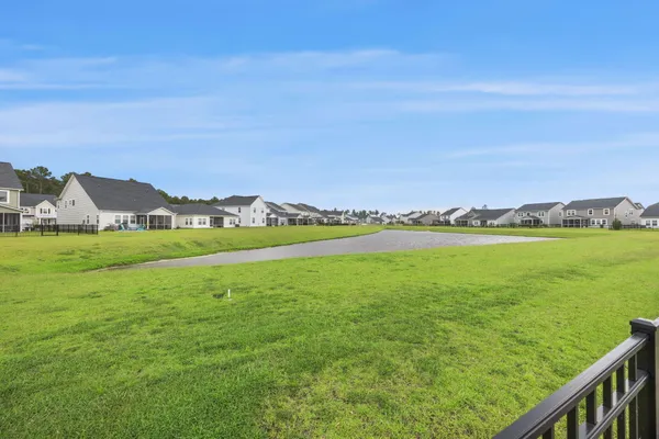 $3,300 | 147 Haverhill Street, Summerville, SC 29486