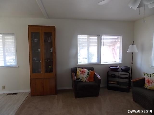 5355 River ( Road, Unit 95 Keizer, OR 97303 - Photo 6 of 18