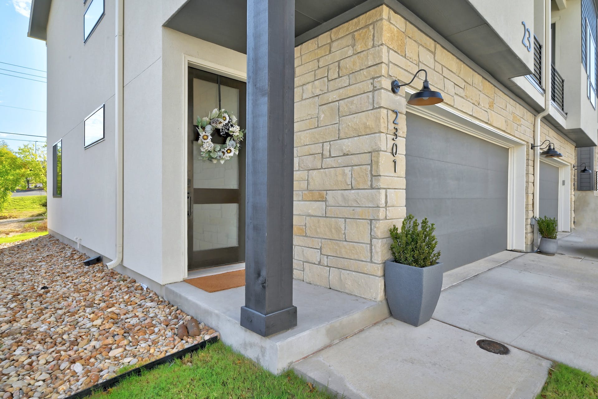 2050 Lohmans Spur Road, Unit 2301 Lakeway, TX 78734 - Photo 2 of 27 a view of an entryway of house