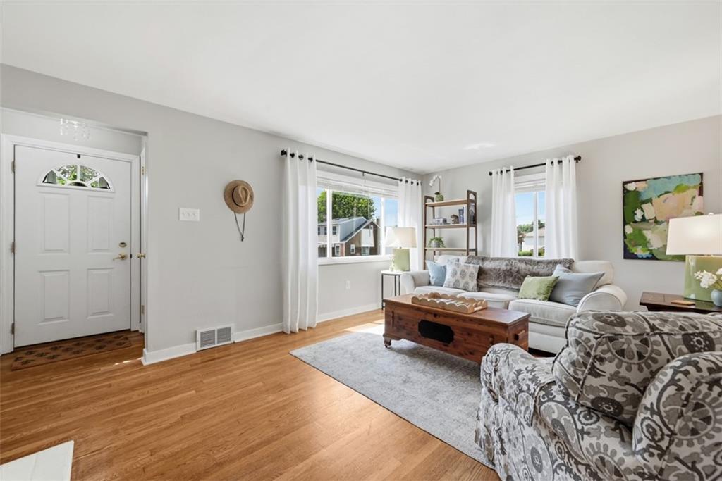 308 Erin Street Pittsburgh, PA 15209 - Photo 12 of 46