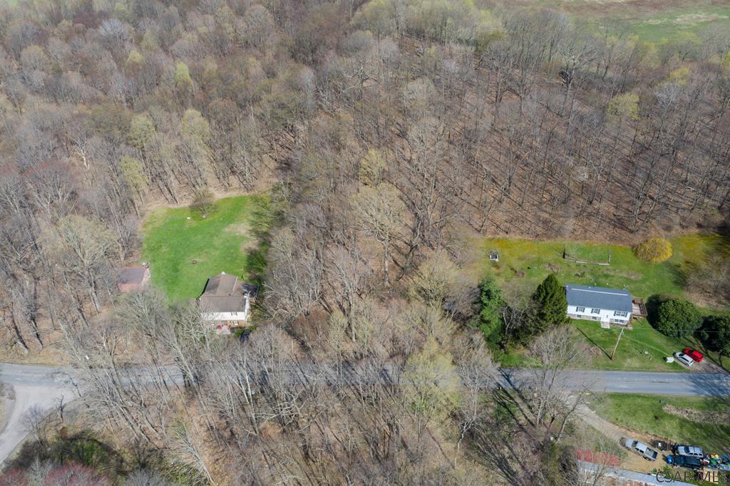 Rd Road Somerset, PA 15501 - Photo 2 of 6