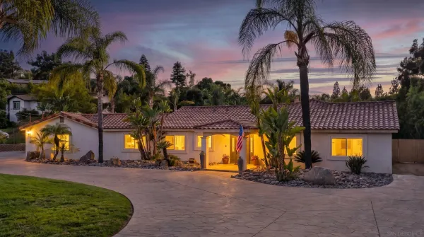 $1,999,000 | 886 Singing Trails Drive, El Cajon, CA 92019