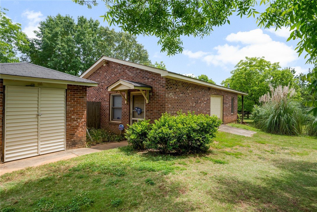 607 Wren School Road Piedmont, SC 29673 - Photo 39 of 41