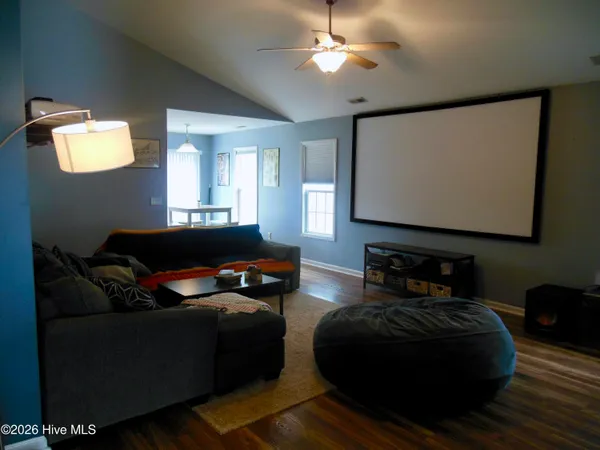 $2,000 | 3031 Country Club Drive, Hampstead, NC 28443