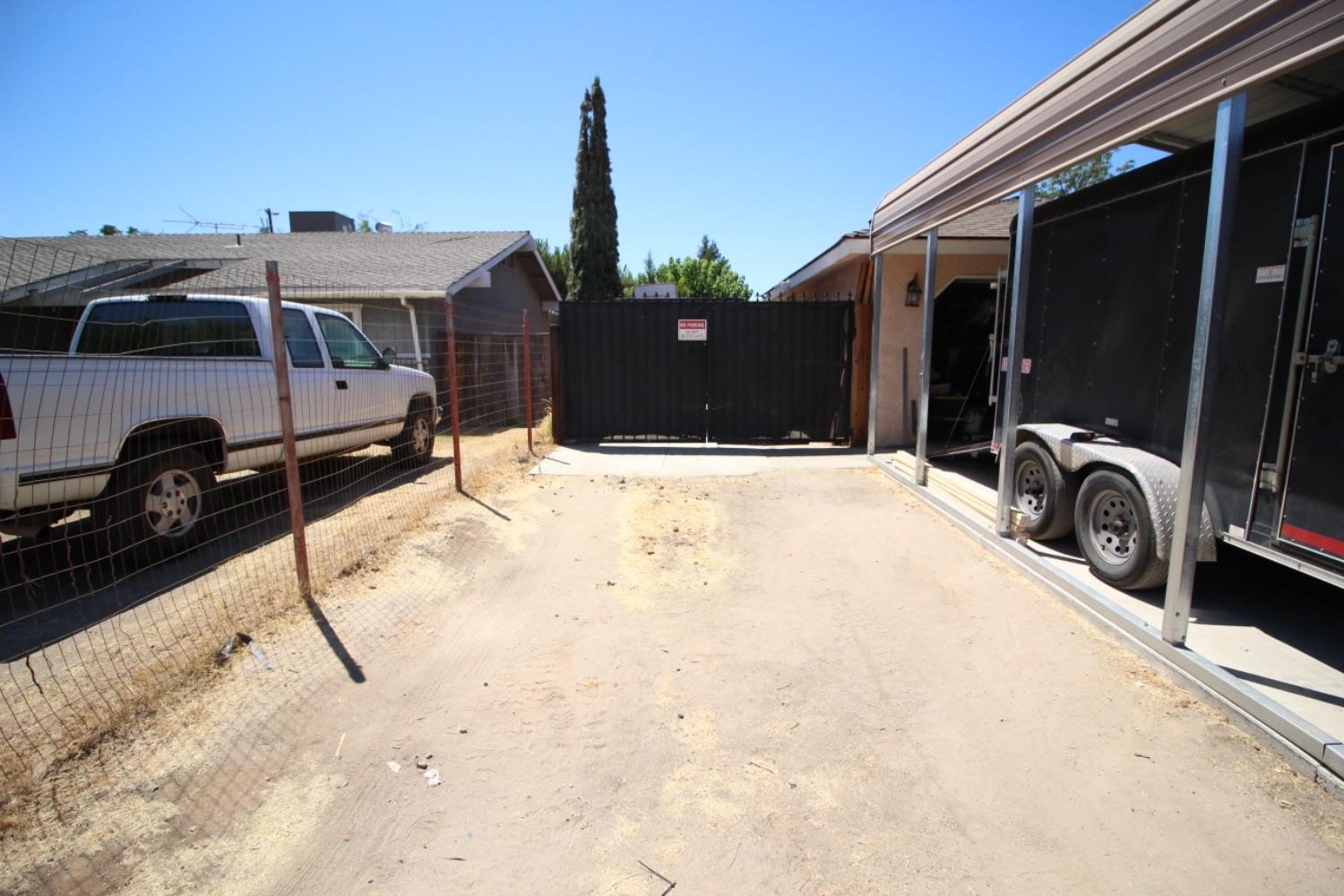 17866 Rodeo Drive Madera, CA 93638 - Photo 3 of 31 Gallery Image 3