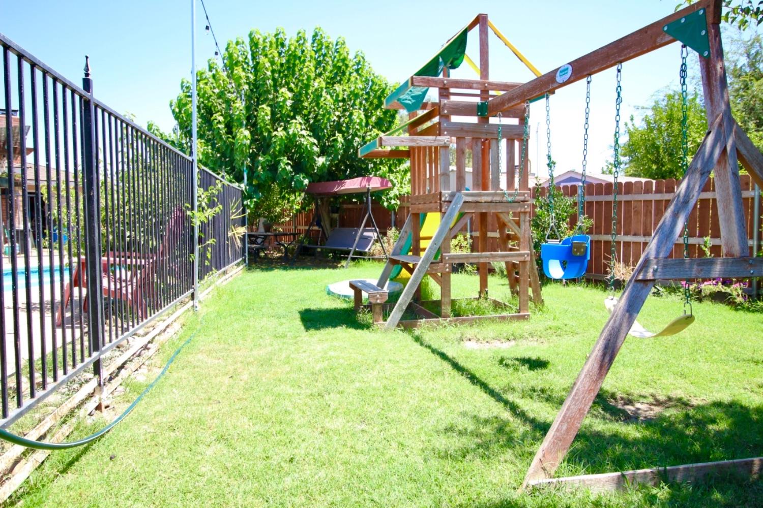 17866 Rodeo Drive Madera, CA 93638 - Photo 10 of 31 Gallery Image 10