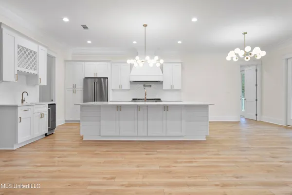 $1,295,000 | 1180 Iola Road, Ocean Springs, MS 39564