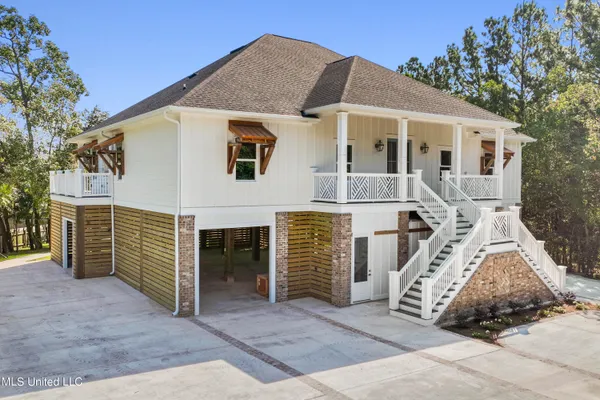 $1,295,000 | 1180 Iola Road, Ocean Springs, MS 39564