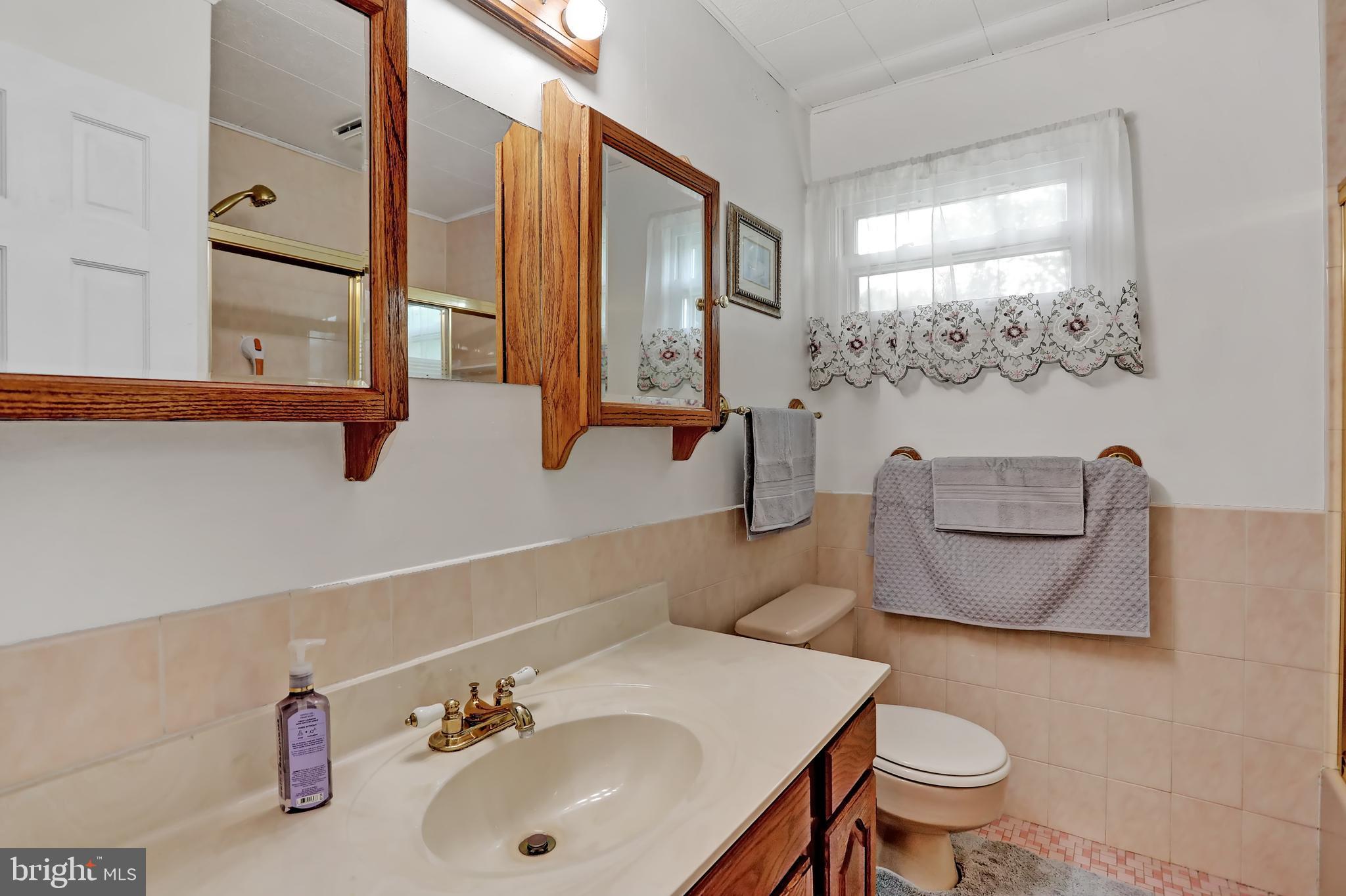 5305 Dew Garth Baltimore, MD 21206 - Photo 35 of 53