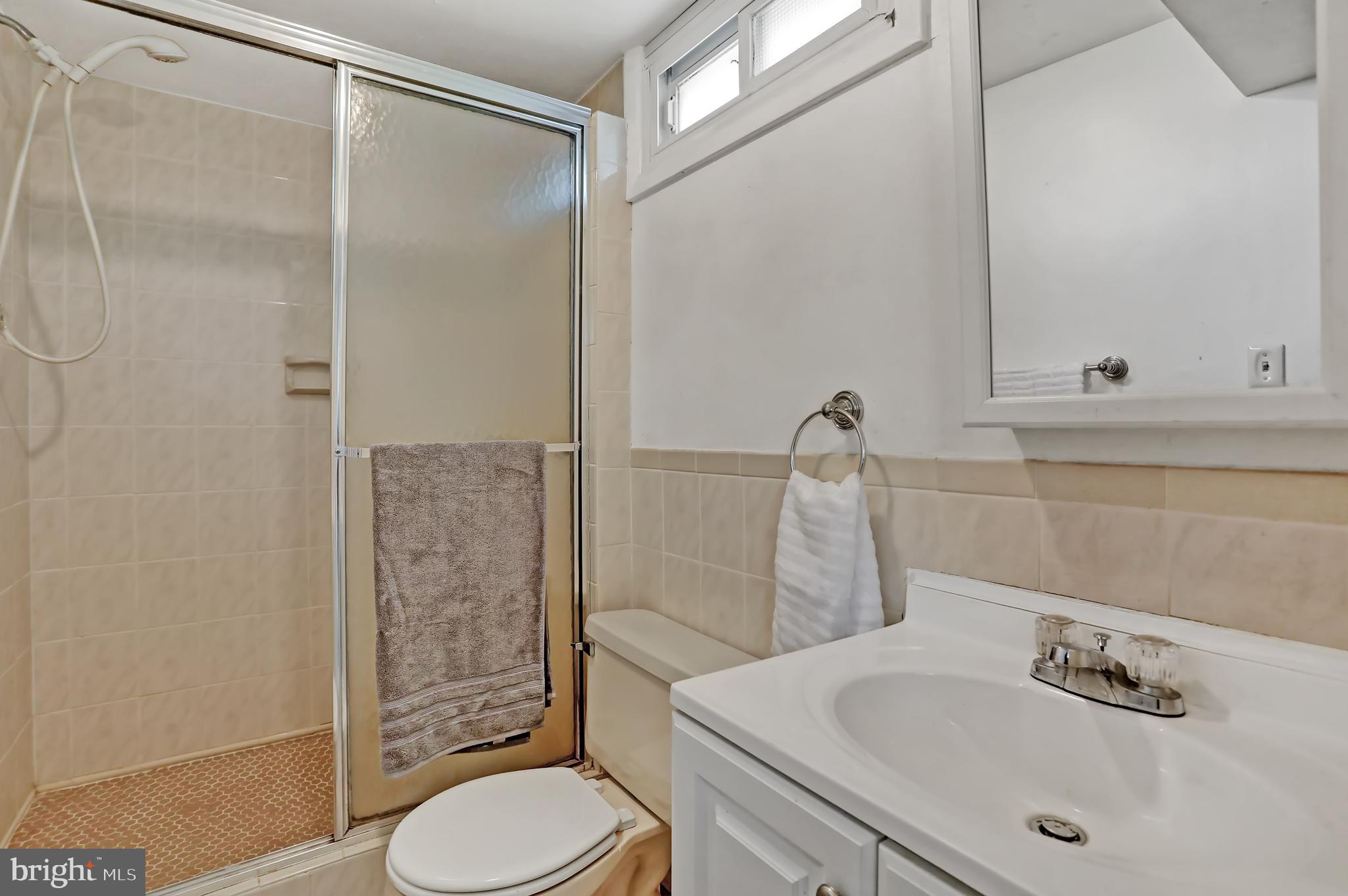 5305 Dew Garth Baltimore, MD 21206 - Photo 36 of 53