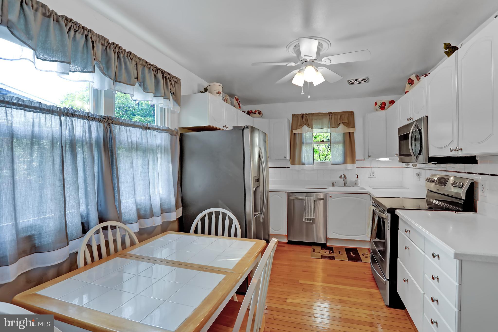 5305 Dew Garth Baltimore, MD 21206 - Photo 9 of 53