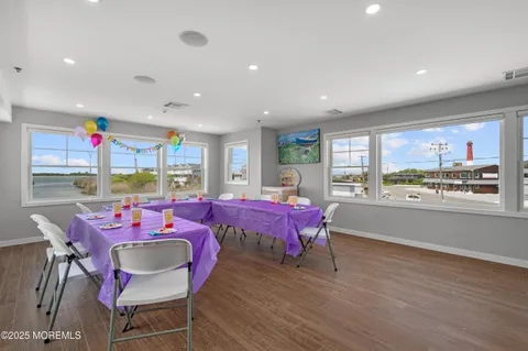 $5,700,000 | 501 Broadway, Barnegat Light, NJ 08006