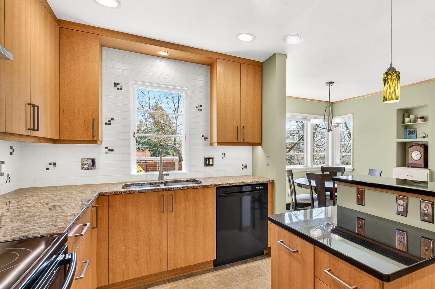 442 Toepfer Avenue Madison, WI 53711 - Photo 22 of 58