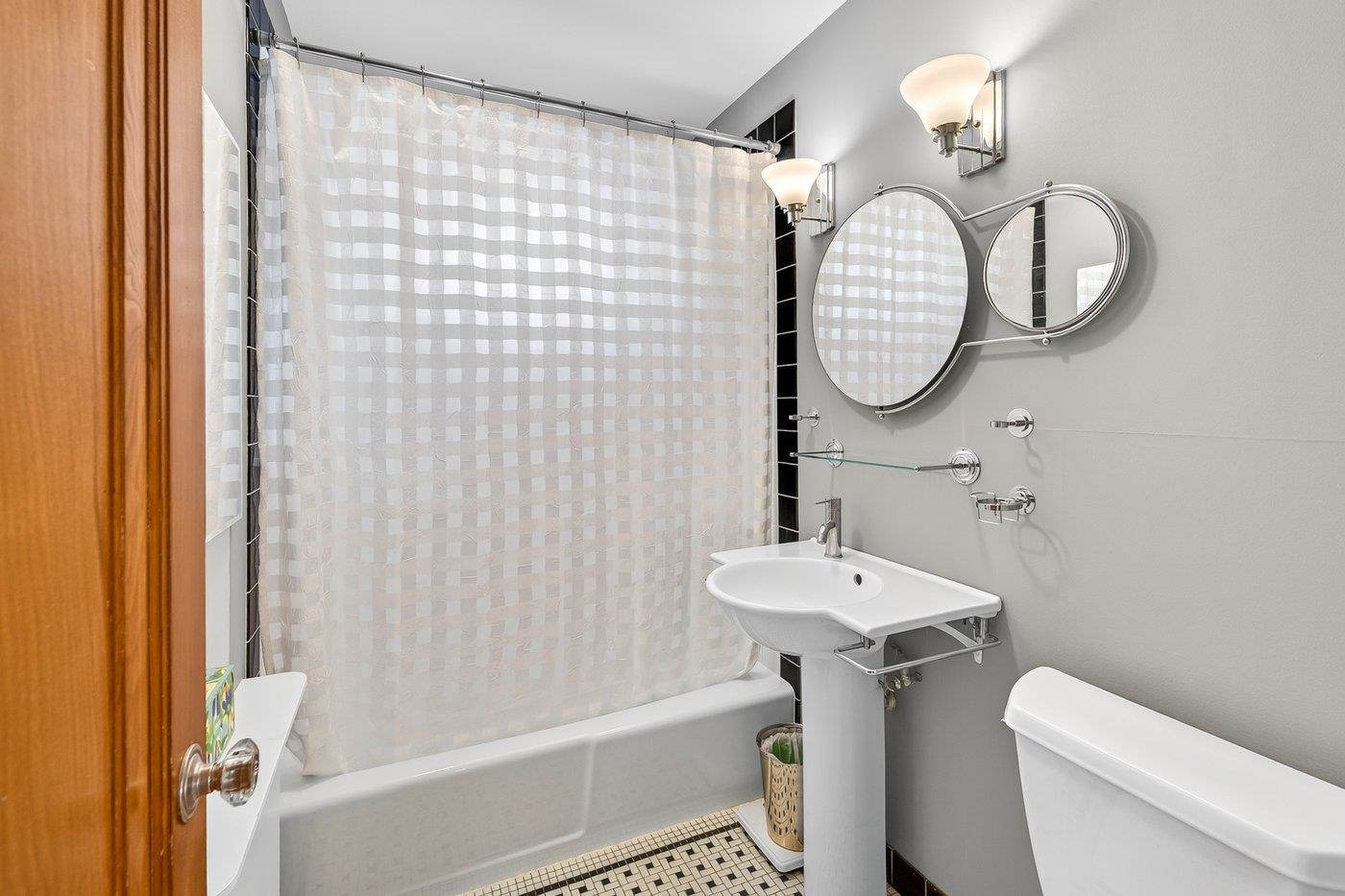 442 Toepfer Avenue Madison, WI 53711 - Photo 27 of 58