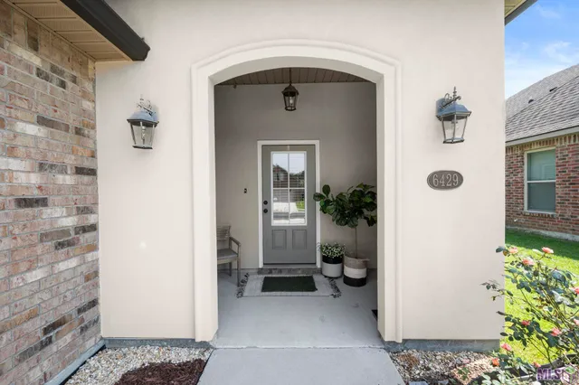 $335,000 | 6429 Blue Rose Dr., Baton Rouge, LA 70817