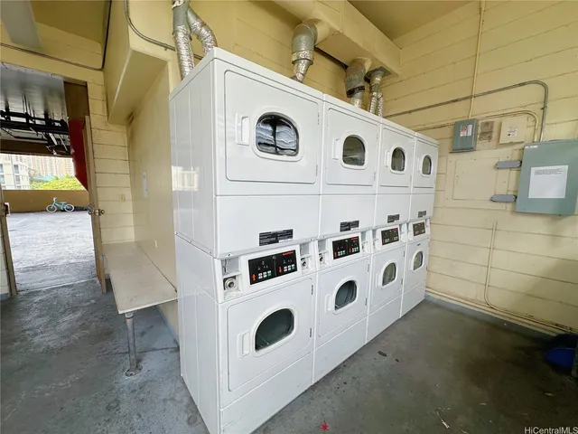 $2,100 | 2977 Ala Ilima Street, Unit 809, Honolulu, HI 96818