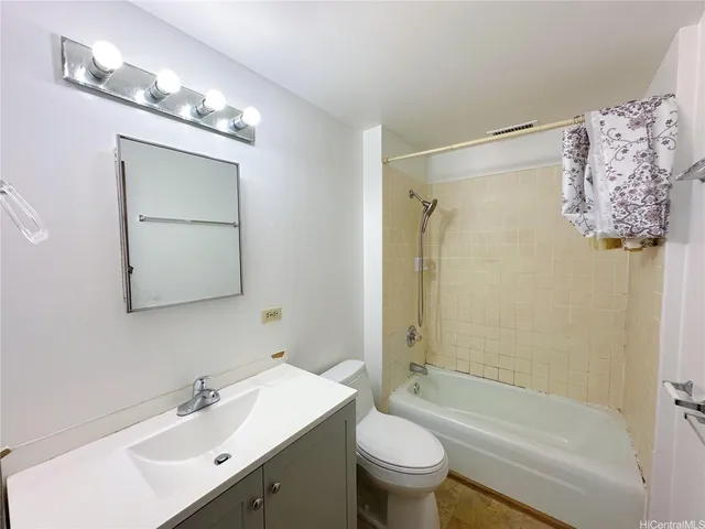 $2,100 | 2977 Ala Ilima Street, Unit 809, Honolulu, HI 96818