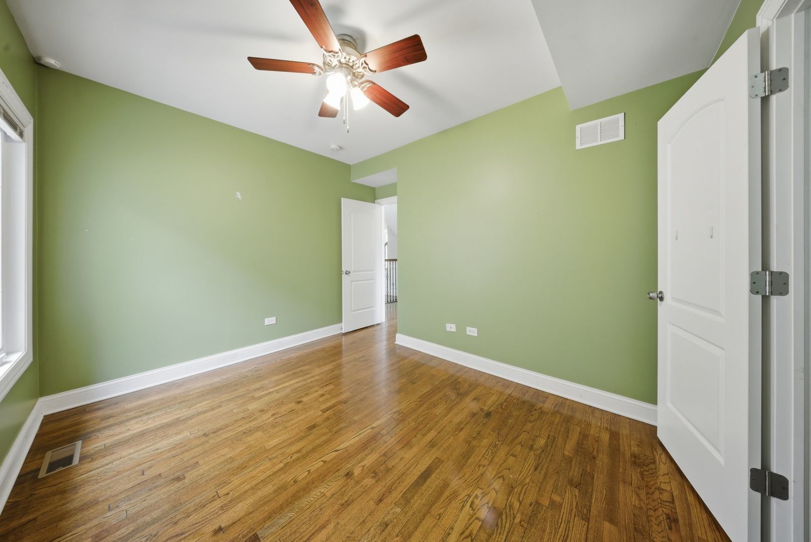 1536 Clinton Avenue Berwyn, IL 60402 - Photo 7 of 18