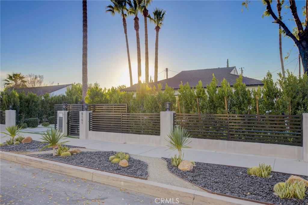 8161 Encino Avenue Northridge, CA 91325 - Photo 18 of 72