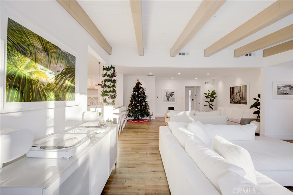 8161 Encino Avenue Northridge, CA 91325 - Photo 32 of 72