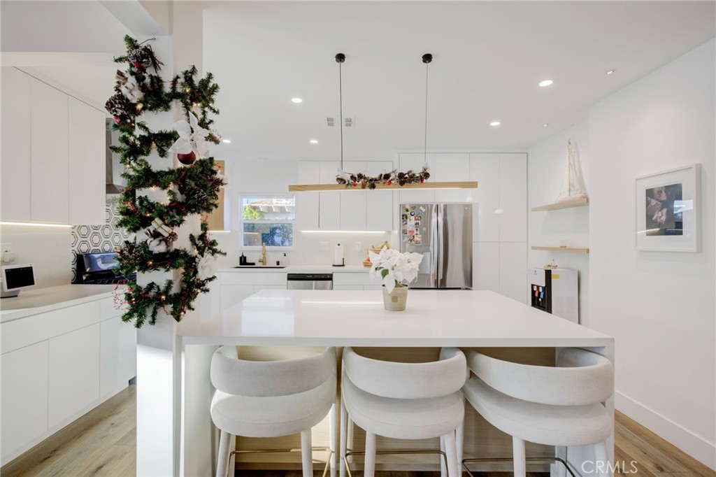 8161 Encino Avenue Northridge, CA 91325 - Photo 34 of 72