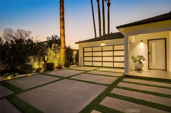 $8,000 | 8161 Encino Avenue, Northridge, CA 91325