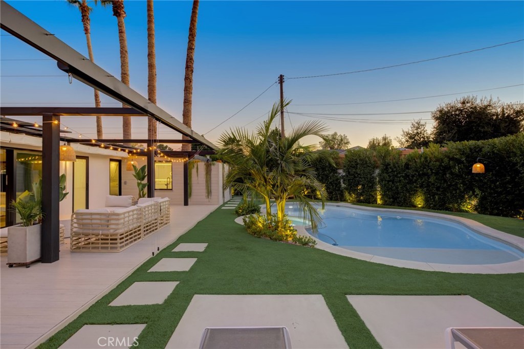 8161 Encino Avenue Northridge, CA 91325 - Photo 64 of 72