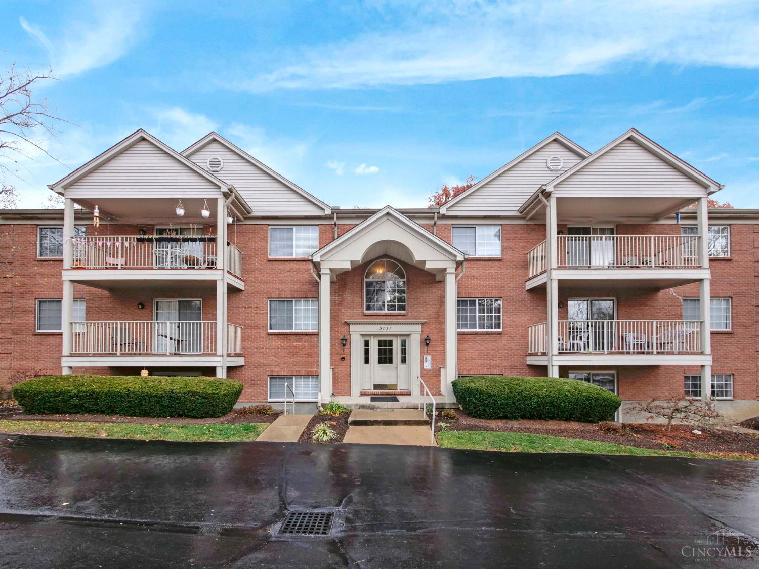 5757 Cheviot Road, Unit 1D Cincinnati, OH 45247 - Photo 1 of 25