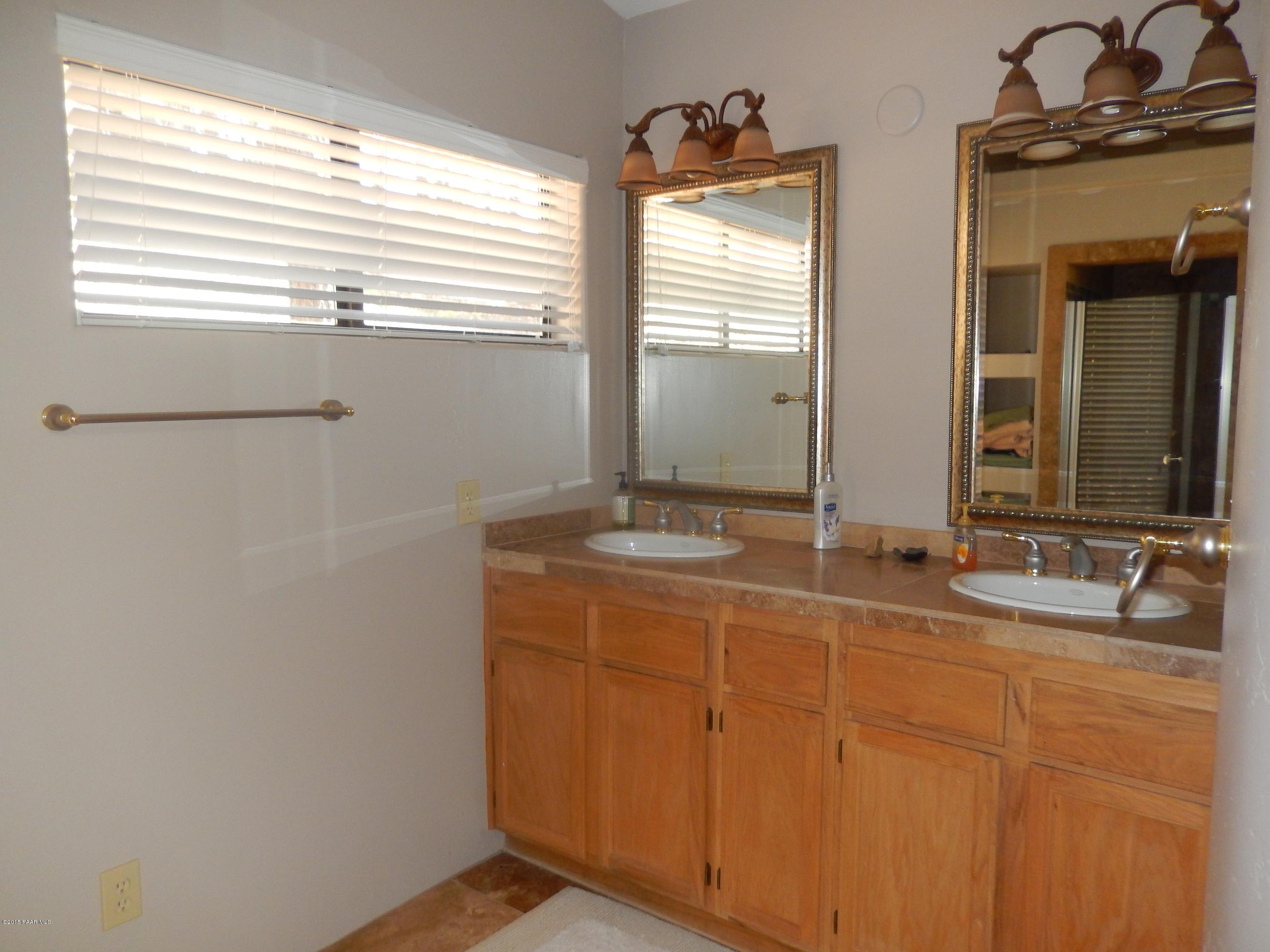 3420 East Sheldon Road Prescott, AZ 86303 - Photo 12 of 37 Master Bath