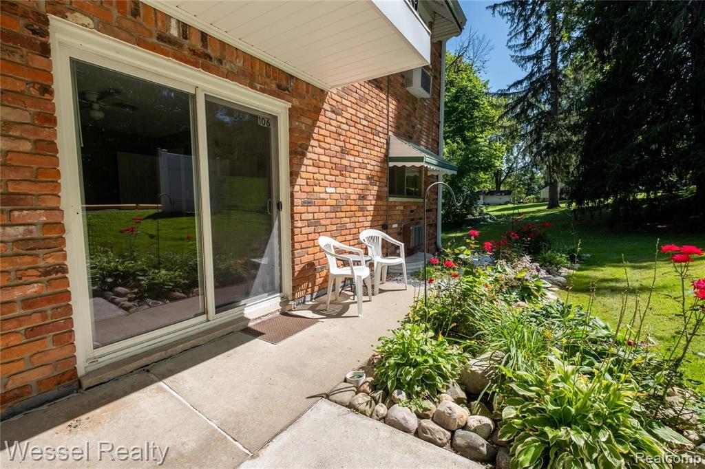 417 Prospect Street, Unit 106 Romeo, MI 48065 - Photo 4 of 19