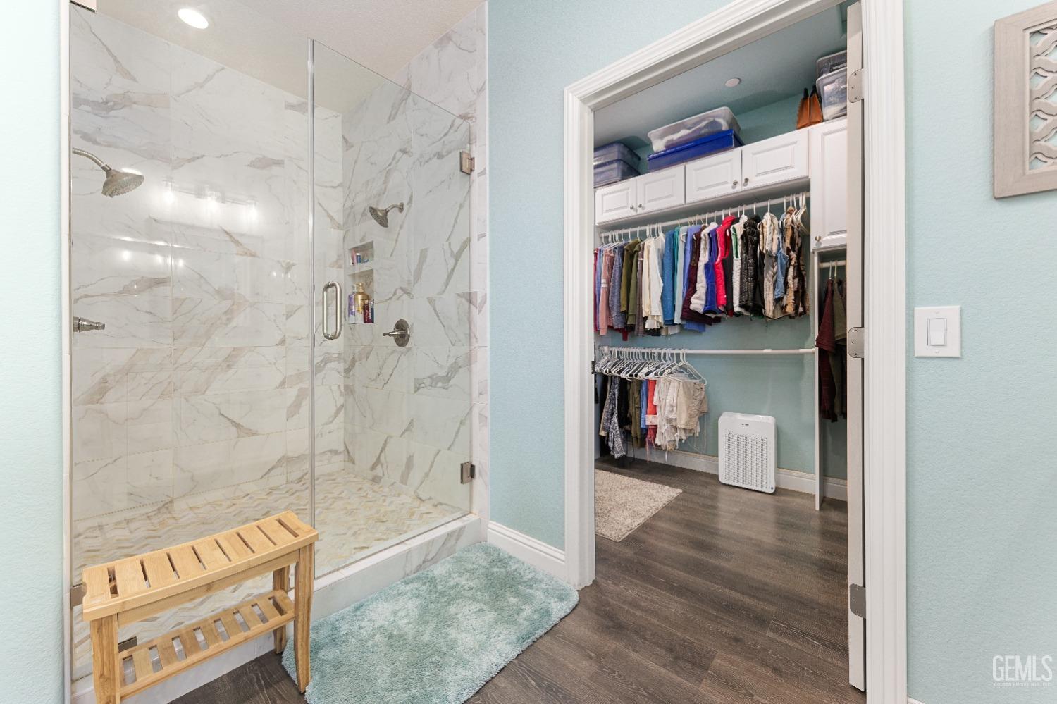 Undisclosed Address Tehachapi, CA 93561 - Photo 28 of 43 a view of an entryway with wooden floor