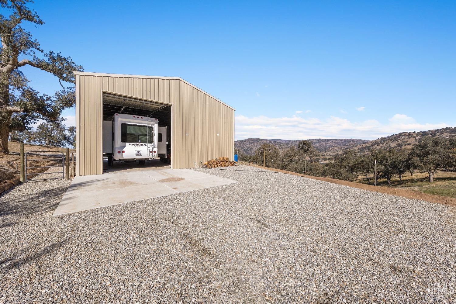 Undisclosed Address Tehachapi, CA 93561 - Photo 39 of 43 a view of empty room with a fireplace