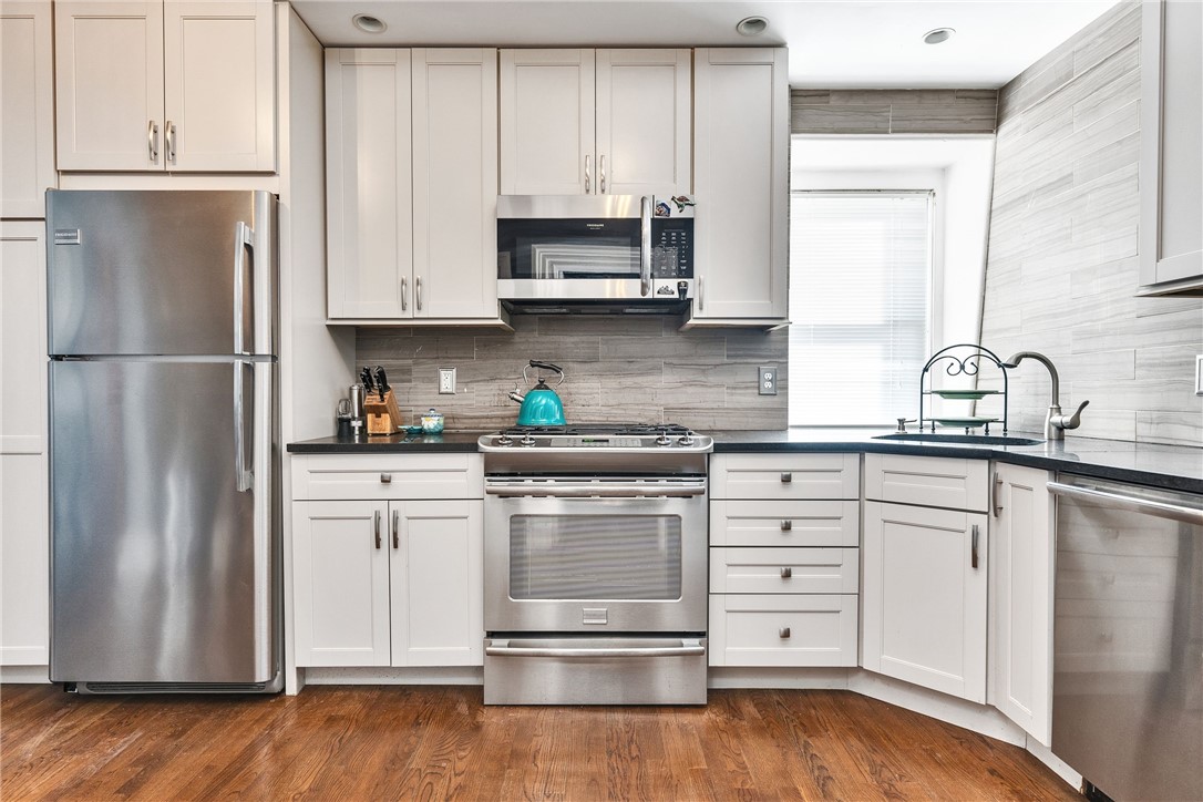 453 Angell Street Providence, RI 02906 - Photo 20 of 49